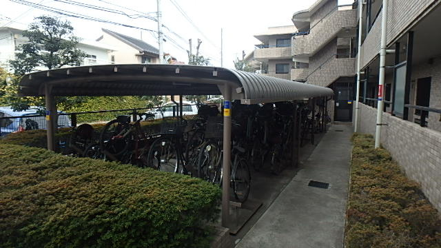 ライオンズマンション小手指の駐輪場