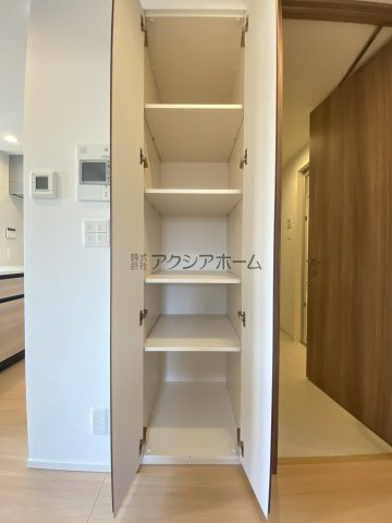 プレシス所沢元町　の収納|リビング収納