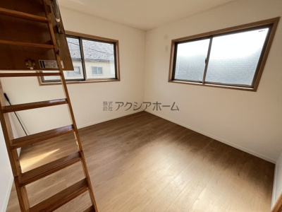 【洋室】 | 東村山市恩多町5丁目　中古一戸建　～LDKゆったり18帖～ | 洋室6.1帖