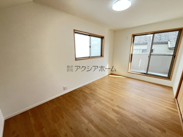 東村山市恩多町5丁目　中古一戸建　～LDKゆったり18帖～の寝室|洋室7.5帖