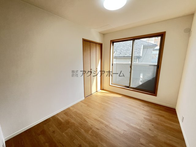 東村山市恩多町5丁目　中古一戸建　～LDKゆったり18帖～の子供部屋|洋室5帖