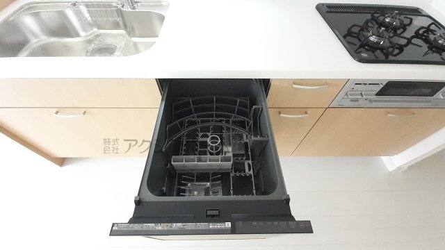 所沢市宮本町2丁目　中古一戸建　～LDK13.5帖～のキッチン|食洗機