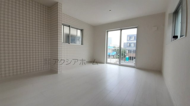 所沢市宮本町2丁目　中古一戸建　～LDK13.5帖～の寝室|2階洋室10帖