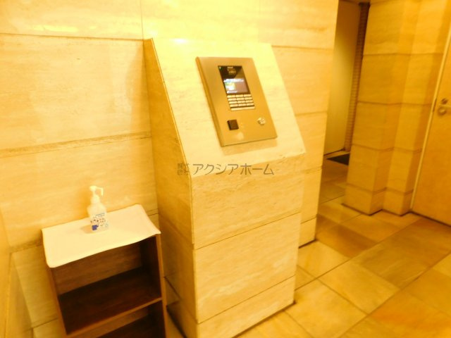 ユアコート新所沢エルグリーンのエントランス|オートロック完備