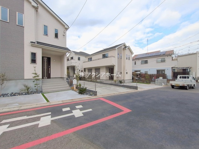 所沢市東所沢3丁目・全4棟　新築一戸建　C号棟の前面道路含む現地写真|2025年10月7日撮影