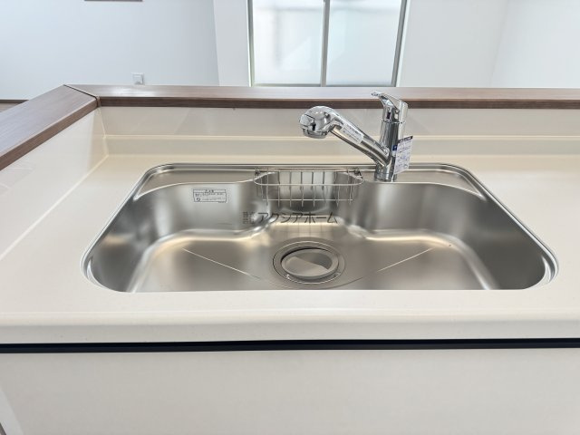 所沢市弥生町・全2棟　新築一戸建　B号棟　～3階建～の設備