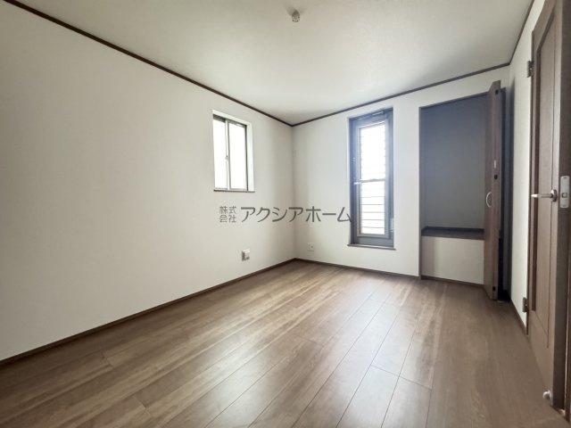 所沢市弥生町・全2棟　新築一戸建　B号棟　～3階建～の前面道路含む現地写真|現地写真（2025年10月30日撮影）