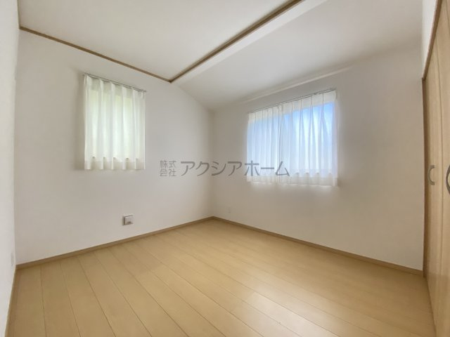 所沢市岩岡町・全2棟　新築一戸建　1号棟　～並列駐車2台可～の子供部屋|2F洋室5.25帖