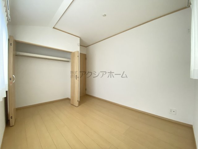 所沢市岩岡町・全2棟　新築一戸建　1号棟　～並列駐車2台可～の子供部屋|2F洋室5.25帖