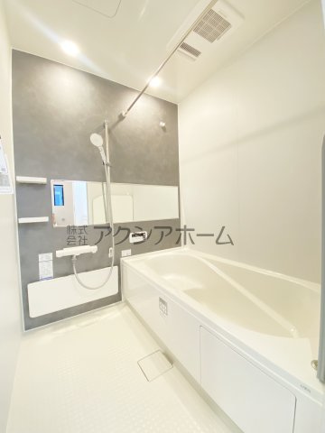 東村山市野口町3丁目・全1棟　新築一戸建　～LDK17帖～の浴室|1坪サイズ・浴室乾燥機付ユニットバスで一日の疲れを癒しましょう♪