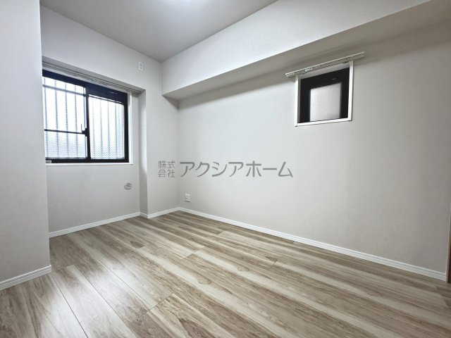 ライオンズガーデン航空公園の子供部屋|洋室4.5帖
