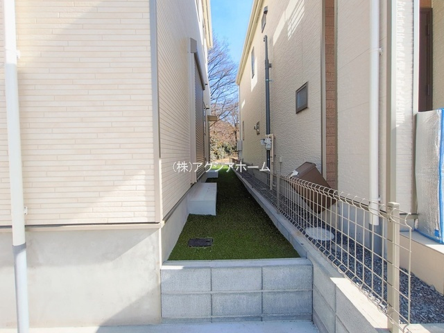 所沢市中新井5丁目・全2棟　新築一戸建　A号棟　～駐車2台～の区画図|東側の建築不可部分は、ガーデニングやお子様の外遊びなど家族みんなが楽しめる空間に。