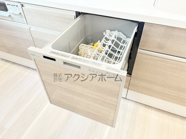 所沢市北原町・全1棟　新築一戸建　～LDK18.6帖～のキッチン|ビルトイン食洗器
