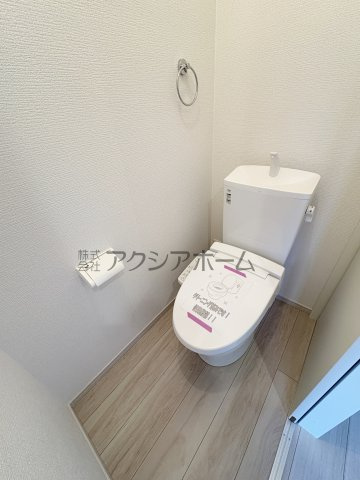 所沢市北原町・全1棟　新築一戸建　～LDK18.6帖～のトイレ|1階