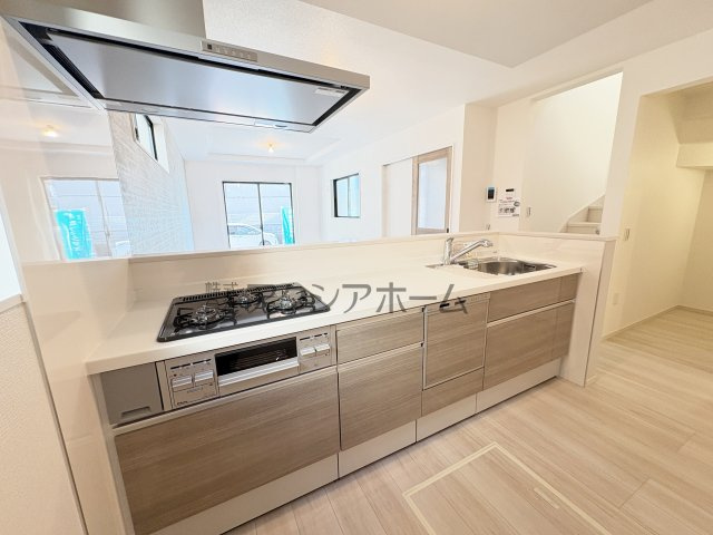 所沢市北原町・全1棟　新築一戸建　～LDK18.6帖～のキッチン