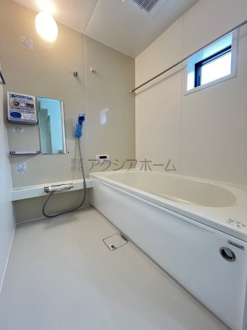 所沢市中富・全1棟　新築一戸建　～駐車並列3台可～の浴室|1坪タイプのユニットバス