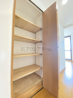 【収納】 | ヴィルヌーブ新所沢 | 廊下収納