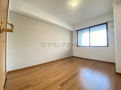 【寝室】 | ヴィルヌーブ新所沢 | 洋室6帖