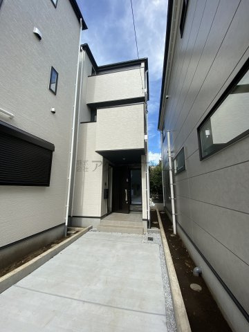 所沢市緑町4丁目・全3棟　新築一戸建　2号棟　～3階建～の外観|建物完成しました！この機会にぜひ一度ご覧くださいませ！