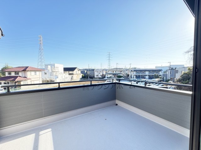 所沢市山口・全2棟　新築一戸建　2号棟　～和室あり～のバルコニー
