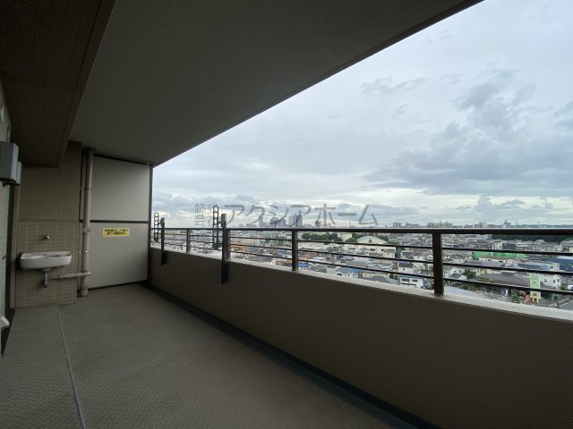 コスモシティ新所沢けやき台のバルコニー