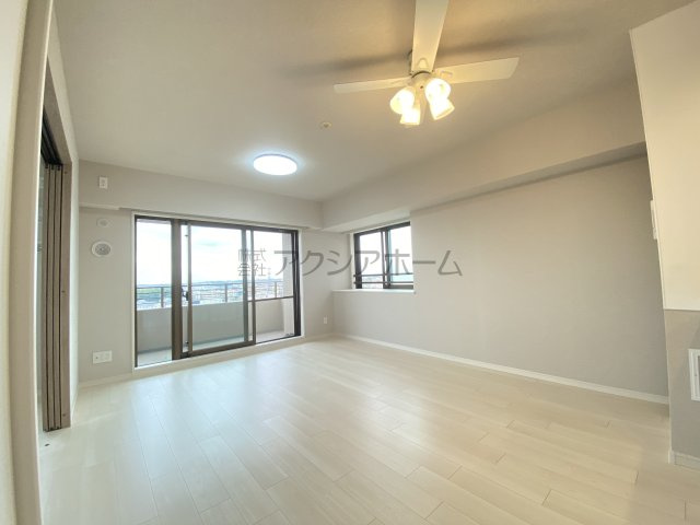 コスモシティ新所沢けやき台の居間・リビング