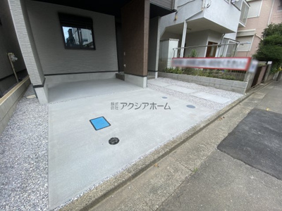 【駐車場】 | 所沢市けやき台1丁目・全2棟　新築一戸建　2号棟 | 並列駐車2台可能です(車種制限あり)