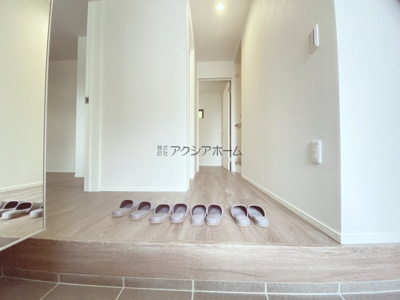 【玄関】 | 所沢市けやき台1丁目・全2棟　新築一戸建　2号棟