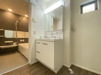 【独立洗面台】 | 所沢市けやき台1丁目・全2棟　新築一戸建　2号棟 | シャンプードレッサー付洗面化粧台