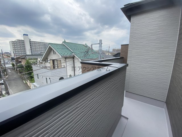 所沢市けやき台1丁目・全2棟　新築一戸建　2号棟のバルコニー