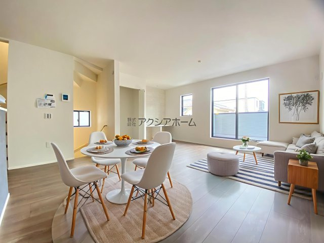所沢市けやき台1丁目・全2棟　新築一戸建　2号棟の内装|リビングダイニング(家具はCG画像での表示になります。)