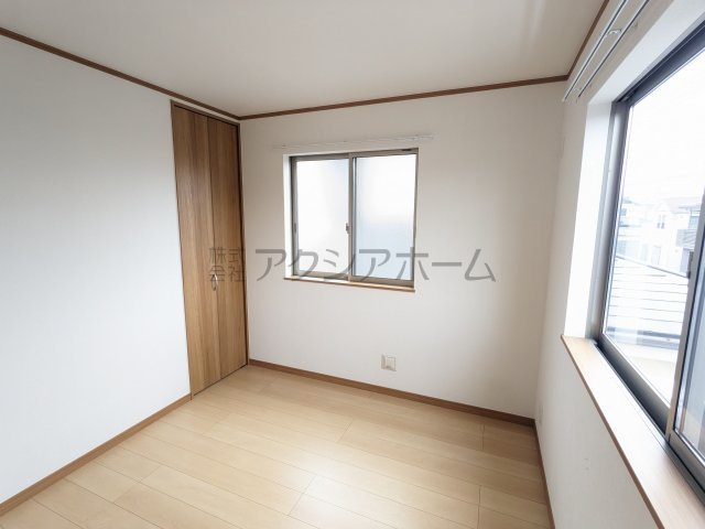 所沢市山口　中古一戸建　～駅徒歩10分～の洋室|2F洋室5.3帖