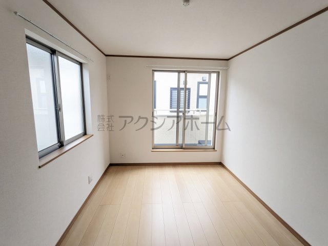 所沢市山口　中古一戸建　～駅徒歩10分～の寝室|2F洋室6.5帖