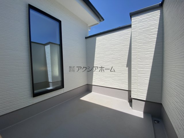 所沢市中新井5丁目・全2棟　新築一戸建　1号棟のバルコニー