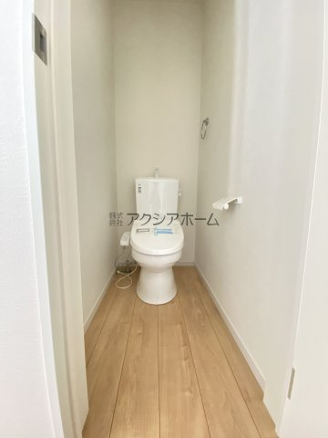 所沢市中新井5丁目・全2棟　新築一戸建　1号棟のトイレ|温水洗浄機能付