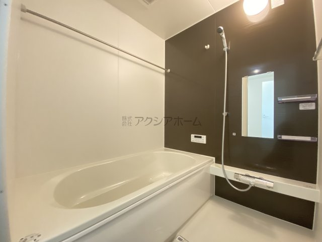 所沢市中新井5丁目・全2棟　新築一戸建　1号棟の浴室|1坪サイズ・浴室乾燥機付ユニットバス