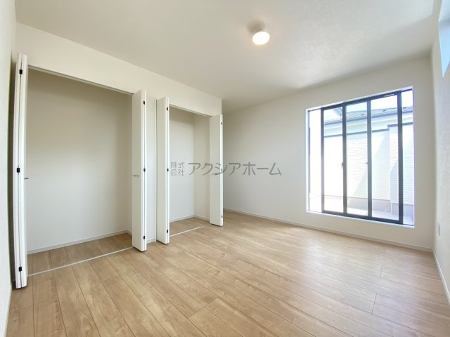 所沢市中新井5丁目・全2棟　新築一戸建　1号棟の寝室|洋室7.3帖