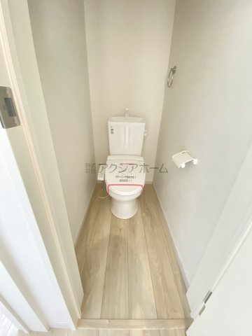 所沢市中新井5丁目・全2棟　新築一戸建　2号棟のトイレ|温水洗浄機能付