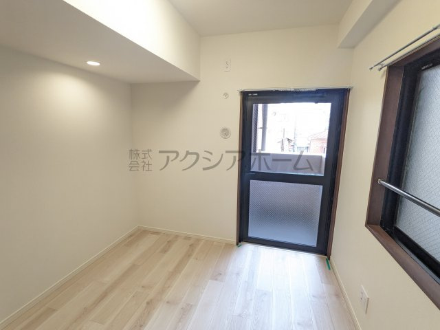 ワイズユウラク西所沢の洋室|洋室4.8帖