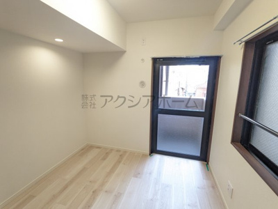 【洋室】 | ワイズユウラク西所沢 | 洋室4.8帖