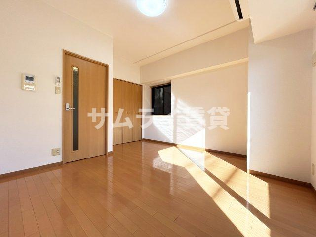 PRESTAGE名駅の居間・リビング