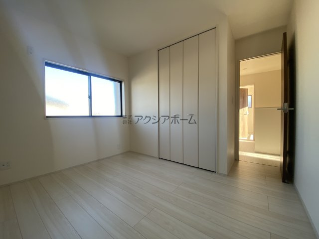 所沢市上新井2丁目・全5棟　新築一戸建　1号棟　～車2台～　の洋室|洋室6帖