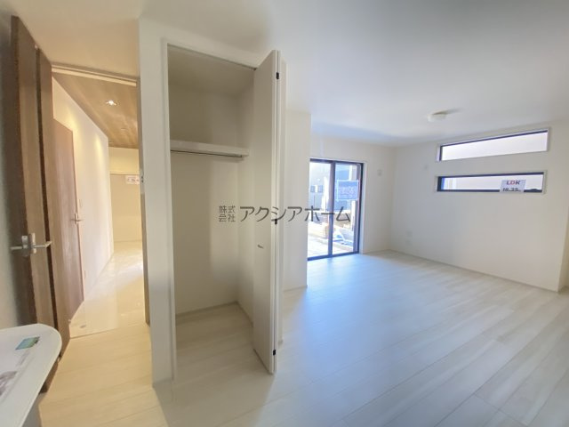 所沢市上新井2丁目・全5棟　新築一戸建　1号棟　～車2台～　の収納|リビング収納