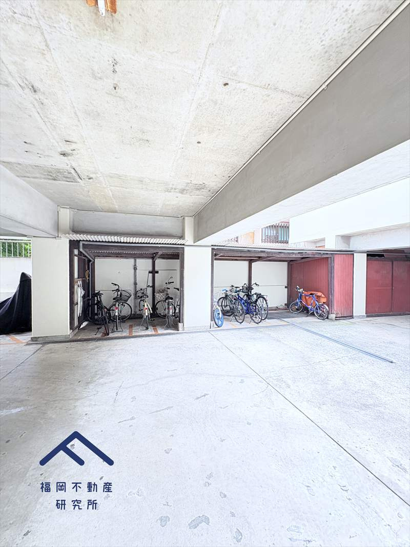 レジデンス高宮の駐輪場