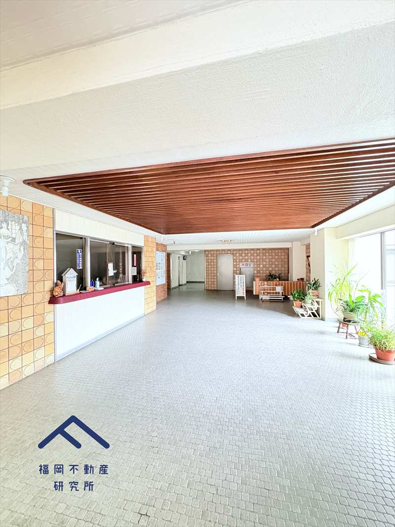 レジデンス高宮のエントランス