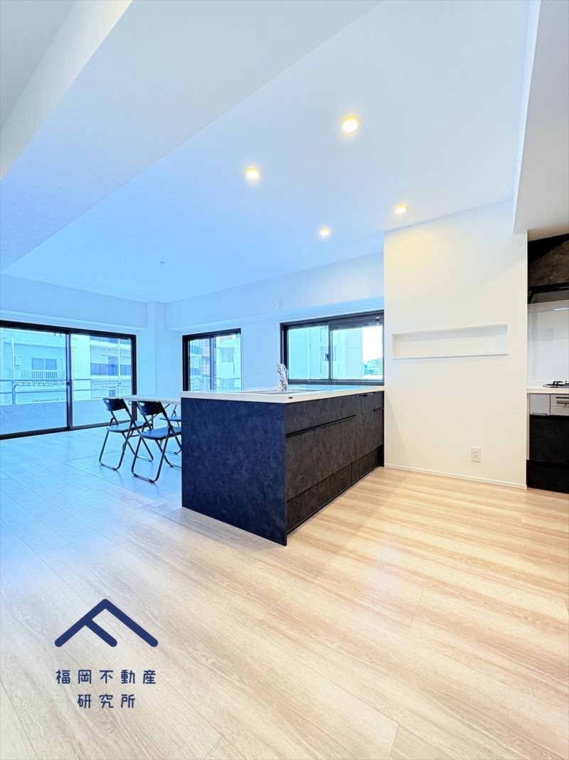 レジデンス高宮の居間・リビング