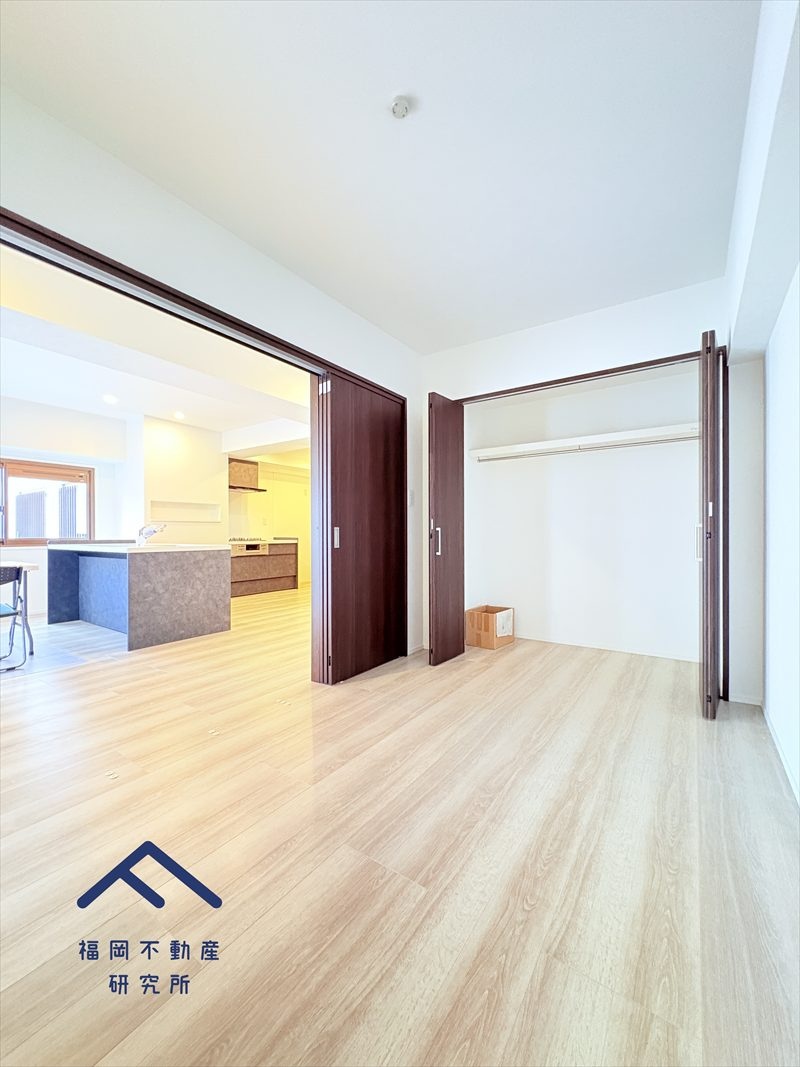 レジデンス高宮の洋室