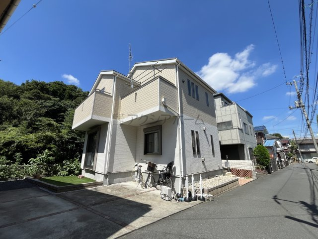 入間市豊岡2丁目　中古一戸建　～2016年築・オール電化～の前面道路含む現地写真|前面道路　2025年9月7日撮影