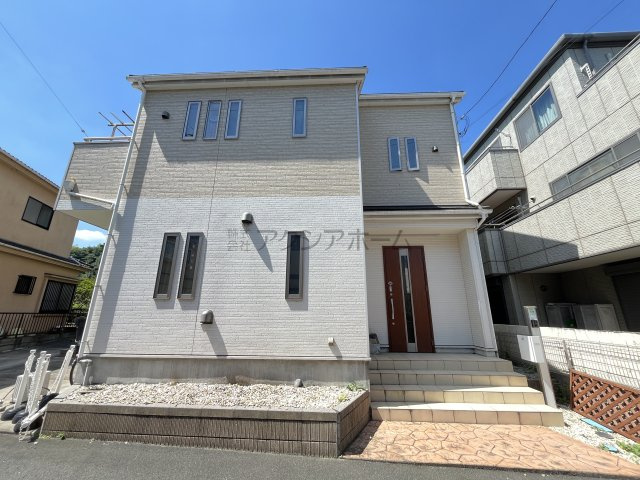 入間市豊岡2丁目　中古一戸建　～2016年築・オール電化～の外観|南向きバルコニーにつき日当たり良好