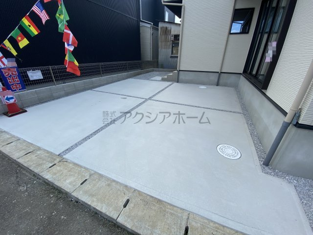 所沢市北秋津・全1棟　新築一戸建　～並列駐車2台可～の駐車場|カースペース並列2台